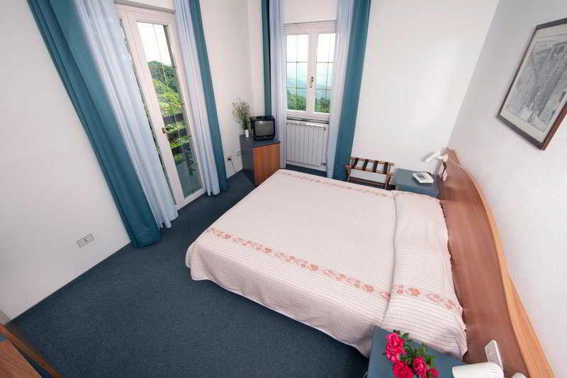 Hotel Gambrinus 아바디아산살바토레 외부 사진