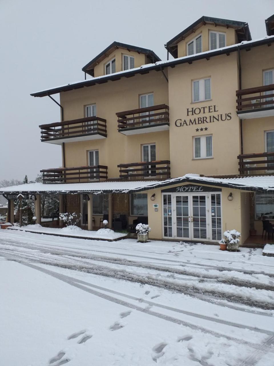 Hotel Gambrinus 아바디아산살바토레 외부 사진